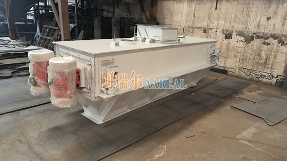 2400*6000mm 3 Deck High Frequency Screen Vibratory Sieve para partículas de carbonato de cálcio e mármore Separação precisa impulsionada por motores desequilibrados