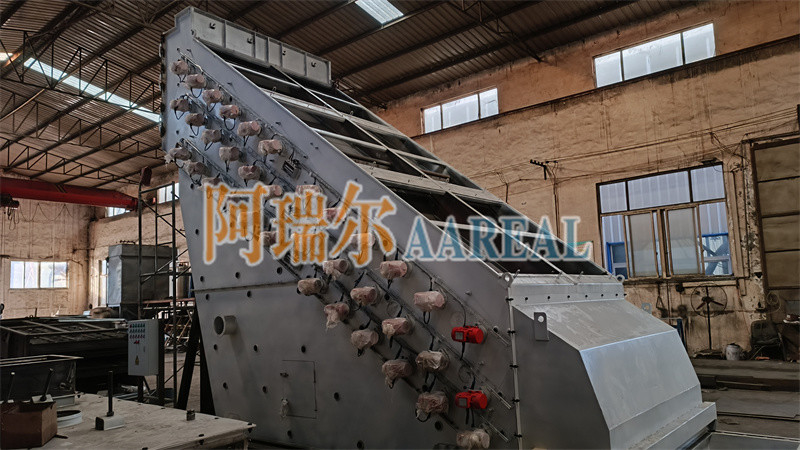 1 ~ 2 Decks 2000 * 5000mm Grande capacidade tela de alta freqüência Vibrante Sítio máquinas de triagem para NPK fertilizante químico com vibração de alta velocidade 3000 ~ 3600 RPM